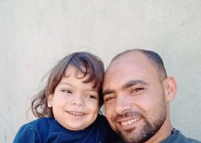 الطفل أحمد ووالده