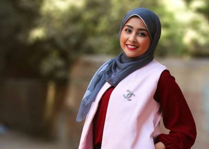 «إسراء» أول مدربة باترون للصم وضعاف السمع في مصر