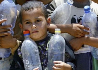 أطفال يواجهون العطش في غزة