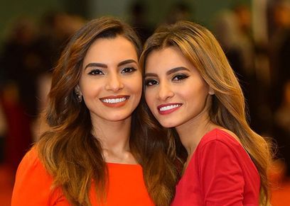 كارمن سليمان وشقيقتها