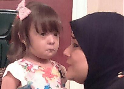 إيمان وابنتها