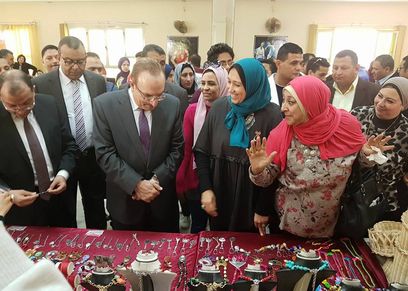خلال افتتاح المعرض