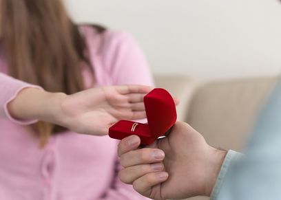 حكم رفض الفتيات الزواج دون وجود أسباب