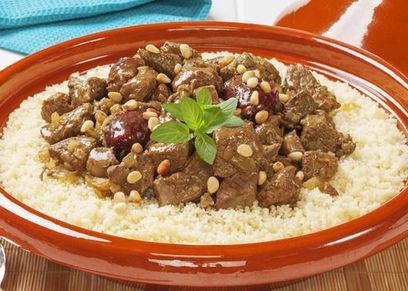 طريقة عمل طاجن اللحم بالعيش المغربي 