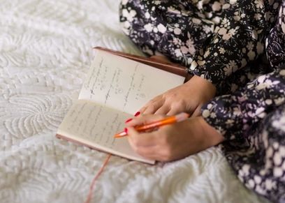 فوائد كتابة اليوميات