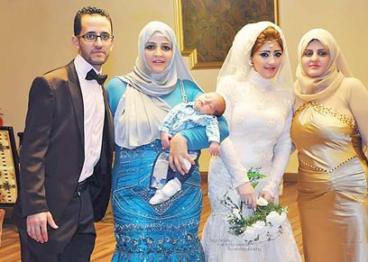 أمهات بديلات
