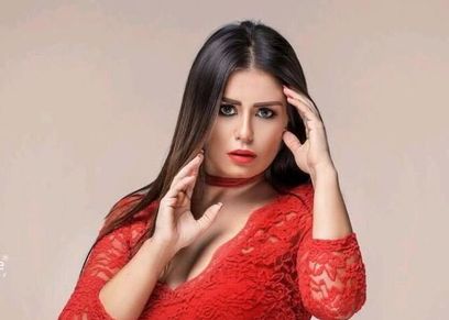 منة فضالي