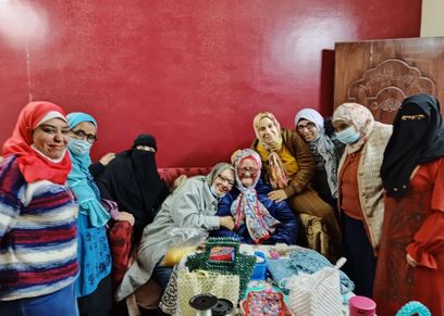 ماما سلوى وسط سيدات «الهاند ميد»