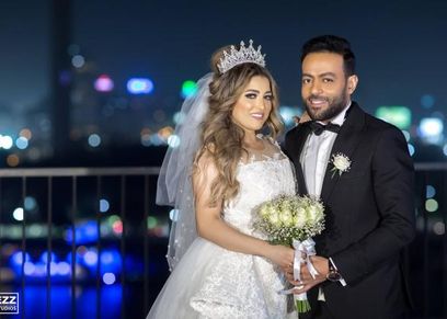 تامر عاشور وزوجته
