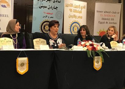 بالصور| رجاء الجداوي في ضيافة الأنرويل جاردن سيتي