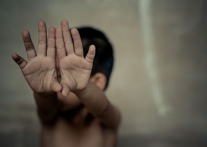 التحرش بالأطفال