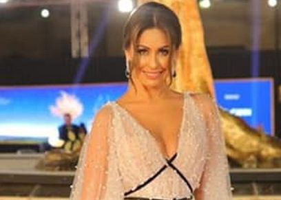 الفنانة مي سليم