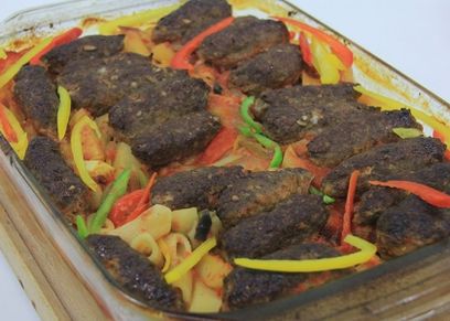 طريقة عمل مكرونة بالكفتة والخضار