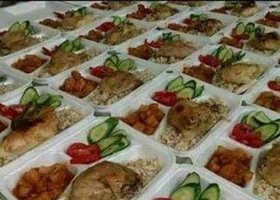 وجبات مجانية