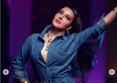 الفنانة سمية الخشاب