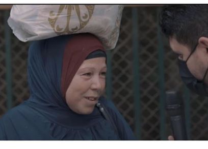 هي الفلوس دي حلال؟.. من هي السيدة صاحبة الفيديو