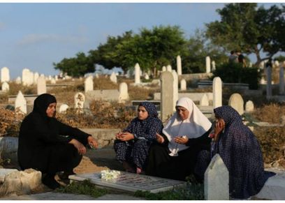 زيارة المقابر
