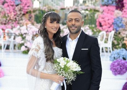 تامر عاشور وزوجته