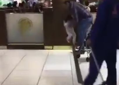 لقطة من الفيديو