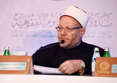 الدكتور شوقي علام