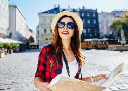 10 بلدان آمنة لسياحة النساء بمفردهن