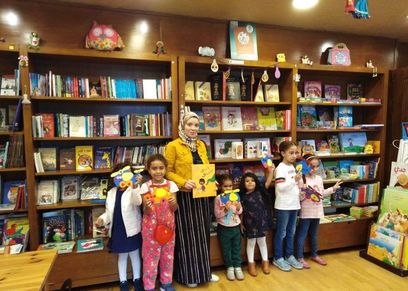 جهاد مع الأطفال في المكتبة