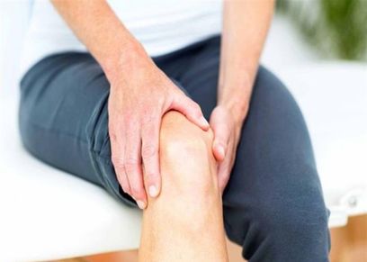 أعراض تورم الركبة