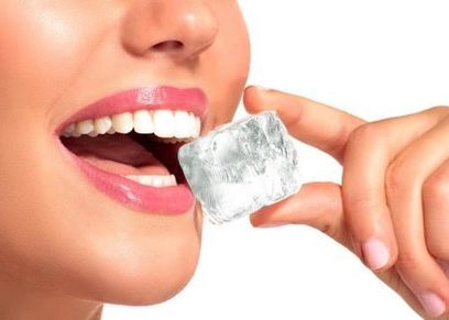 تعرف على وحم تناول الحوامل الثلج