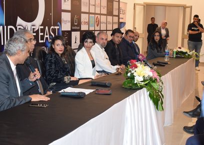 البساطه والتطريز اهتمامات المصممين Middle East Fashion Festival