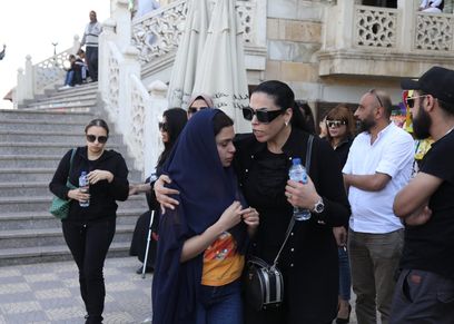 انهيار خطيبة الفنان مصطفى درويش
