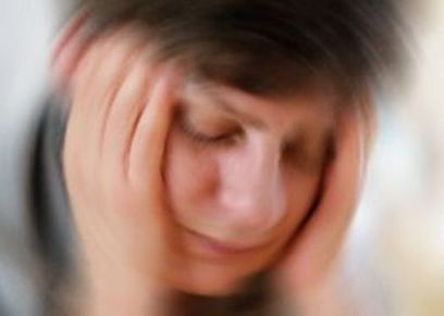 أسباب زغللة العين