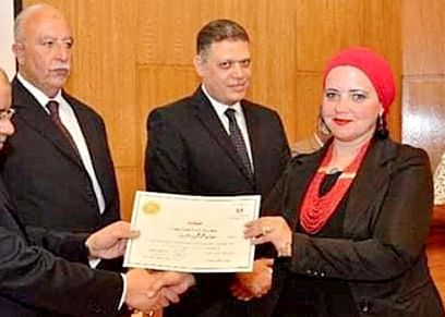 رحاب المزين مع وزير التنمية المحلية
