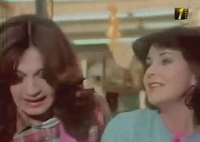 مديحة كامل ودلال عبدالعزيز