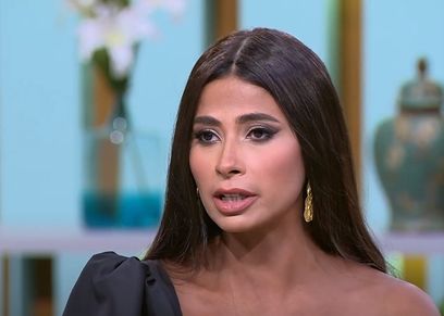 الفنانة روبي