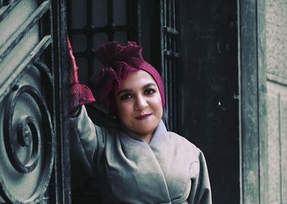 نسمة يحيى أول عارضة أزياء لقصار القامة