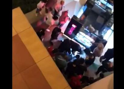 لحظة سقوط فتاة مول سيتي ستارز