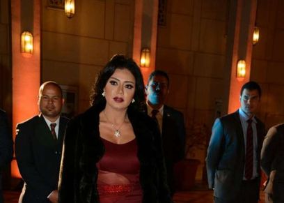 الفنانة رانيا يوسف
