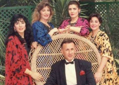 عزت أبو عوف وأسرته