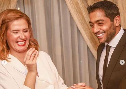 أحمد فلوكس يوجه رسالة شُكر للمقربين وزوجته في المقدمة