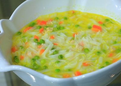 شوربة نودلز