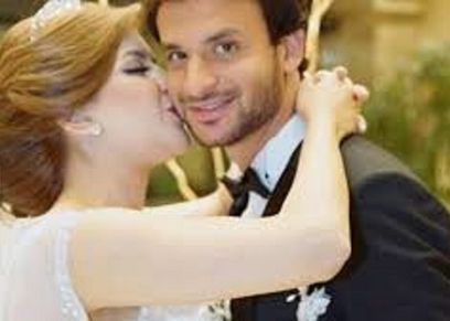 محمود علاء وزوجته