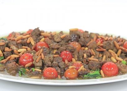 طبق سبانخ بكبدة الدجاج