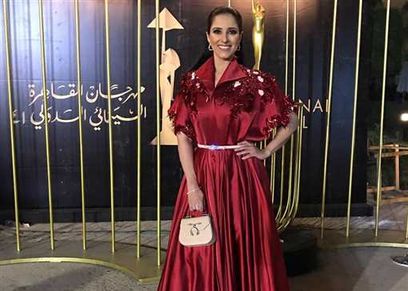 الفنانة حنان مطاوع