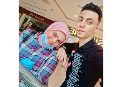 مهند ووالدته