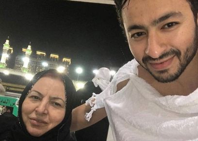حمادة هلال ووالدته