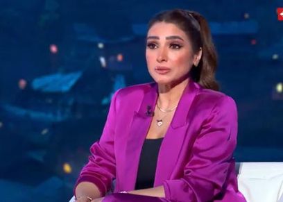 روجينا في برنامج أنا والقناع