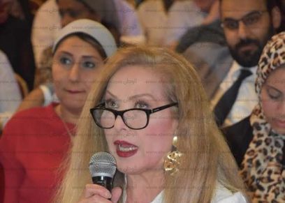 الفنانة رغدة