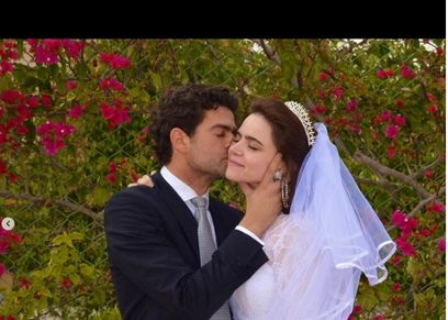 الفنان شريف حافظ وزوجته