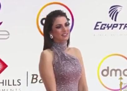 الفنانة درة