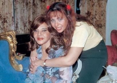 الفنانة ماجدة وغادة نافع